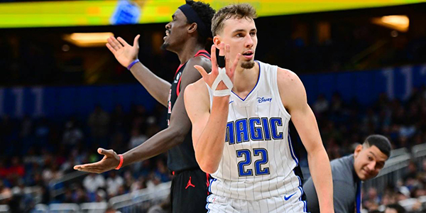 岭坡度和草 岭坡度和草