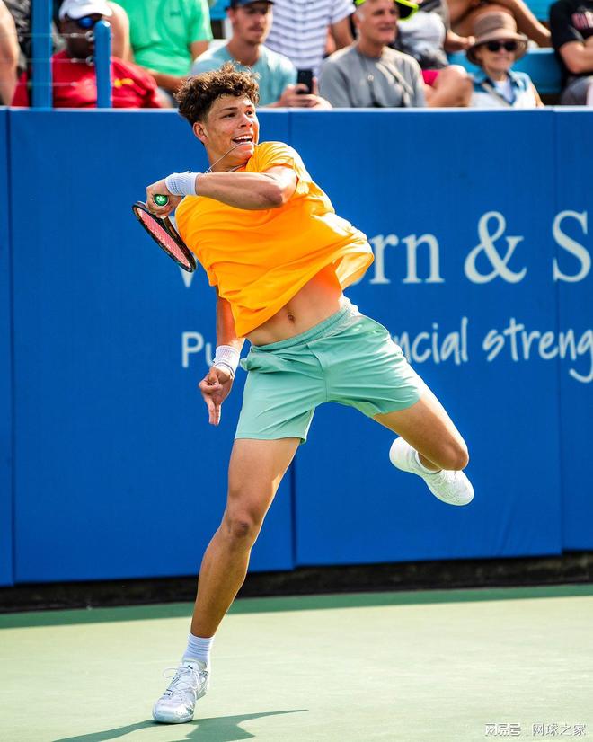 而是延伸到 而是延伸到